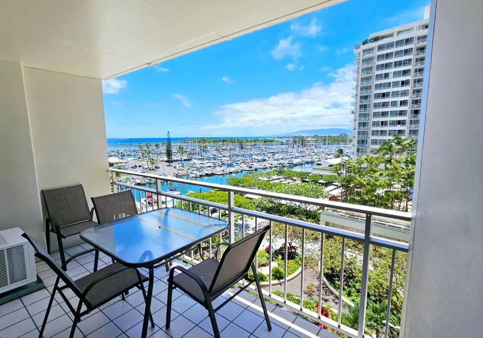 Ilikai Hotel Condo With Kitchen And Ocean View Гонолулу Екстер'єр фото