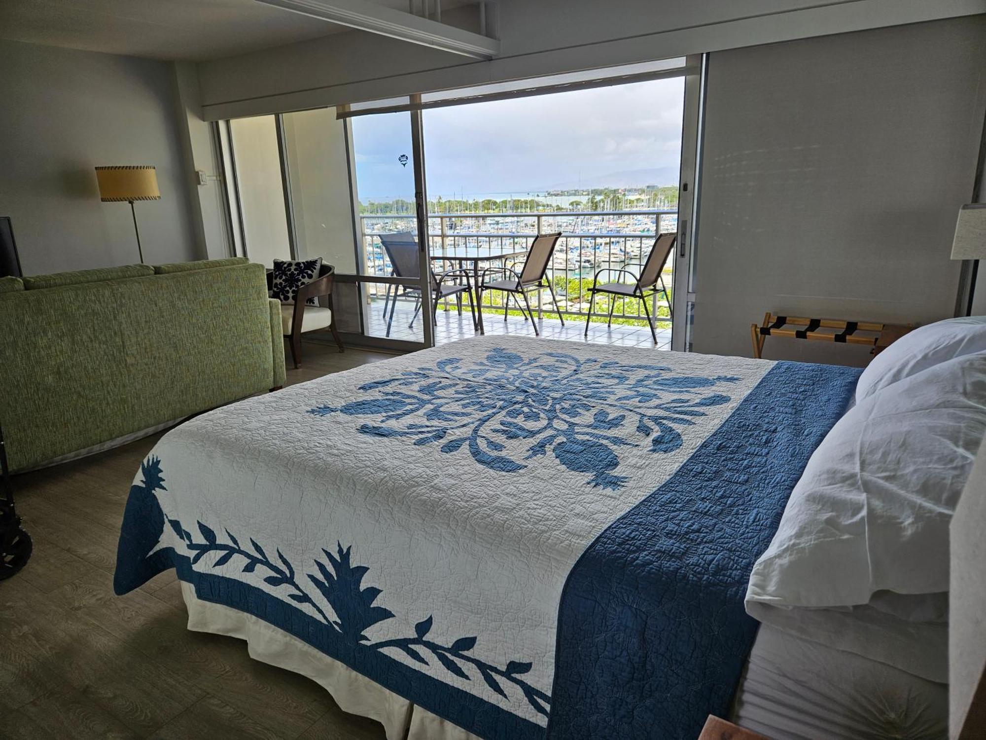 Ilikai Hotel Condo With Kitchen And Ocean View Гонолулу Екстер'єр фото